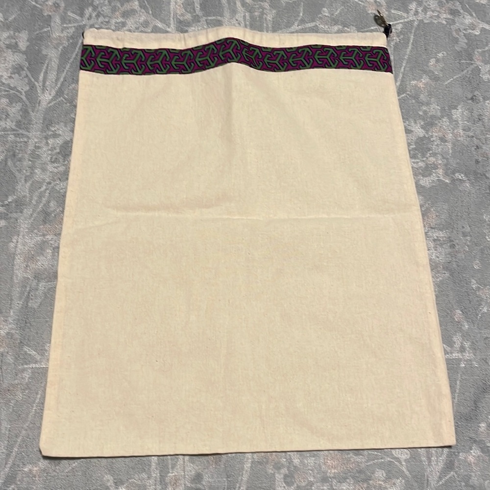 Large dust cover